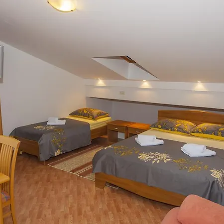 Maria Apartment *